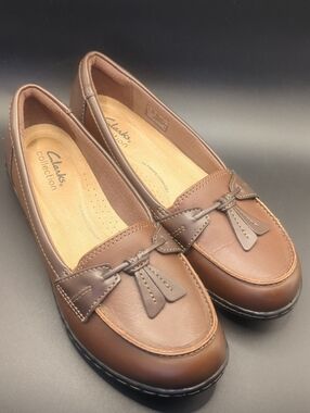 Clarks Womens Ashland Brown Multi Bubble Slip On Loafers- Size 7M- Leather